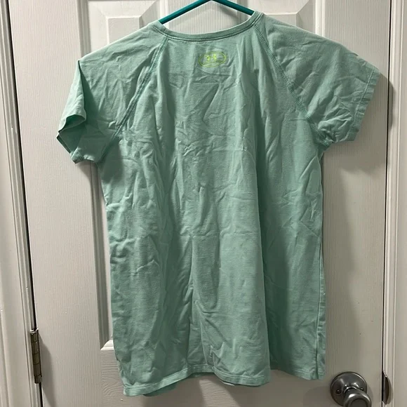 Under armor shirt - Picture 2 of 3